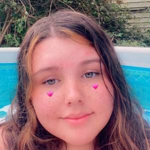 Meet your Posher, Lanie